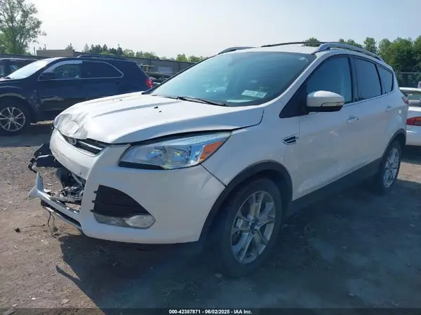 1FMCU9J9XGUA89514 2016 FORD ESCAPE - Image 2