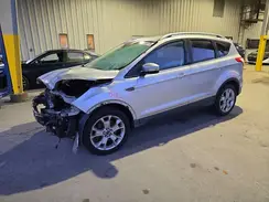 1FMCU9J9XGUB18557 2016 FORD ESCAPE