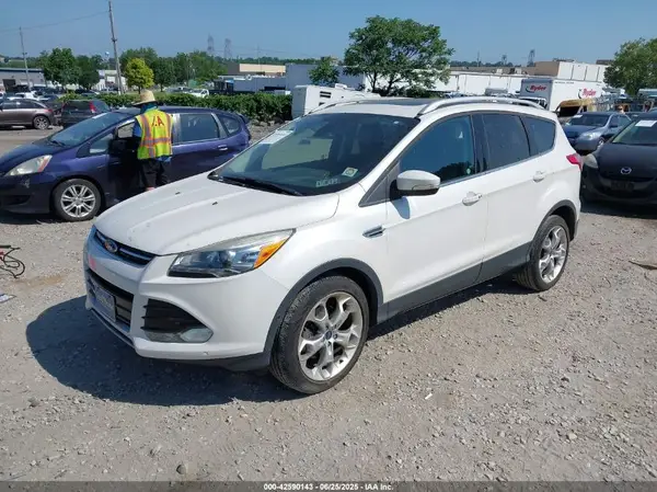 1FMCU9J9XGUB55169 2016 FORD ESCAPE - Image 2