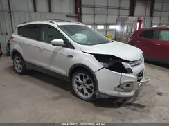 1FMCU9J9XGUC35958 2016 FORD ESCAPE
