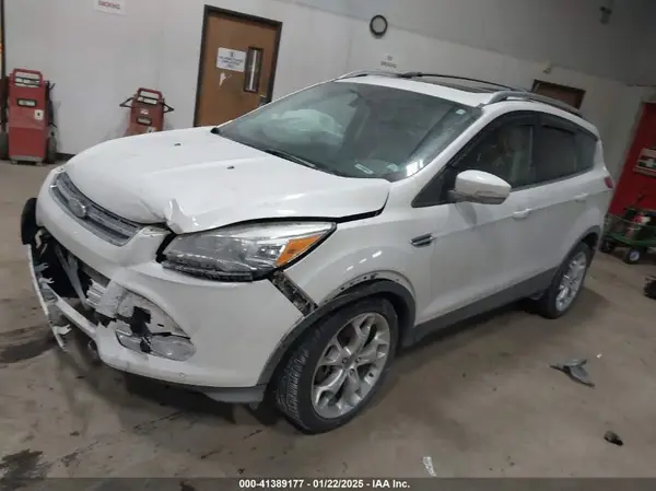 1FMCU9J9XGUC35958 2016 FORD ESCAPE - Image 2