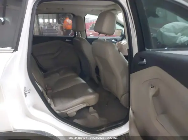 1FMCU9J9XGUC35958 2016 FORD ESCAPE - Image 8