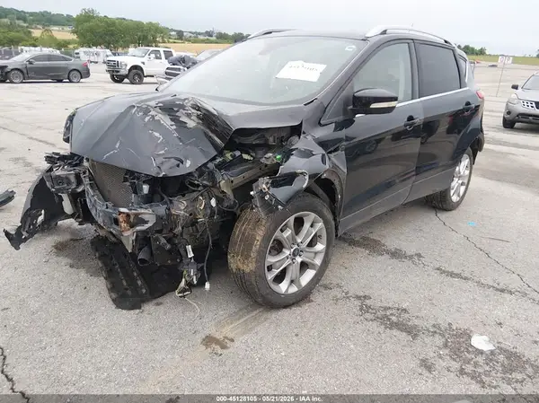 1FMCU9J9XGUC88143 2016 FORD ESCAPE - Image 2
