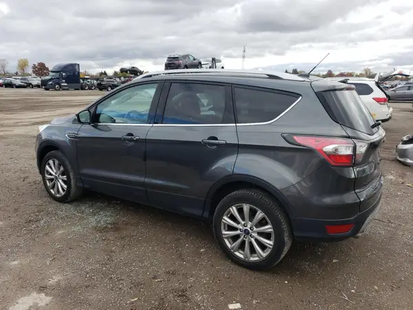 1FMCU9J9XHUA70477 2017 FORD ESCAPE - Image 2