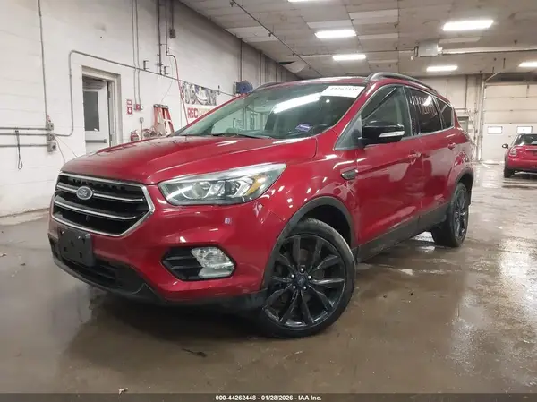 1FMCU9J9XHUB55626 2017 FORD ESCAPE - Image 2