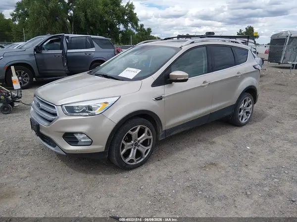1FMCU9J9XHUB66948 2017 FORD ESCAPE - Image 2
