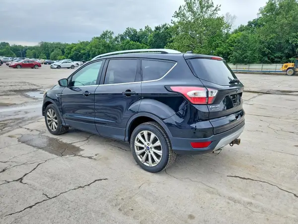 1FMCU9J9XHUB97889 2017 FORD ESCAPE - Image 2