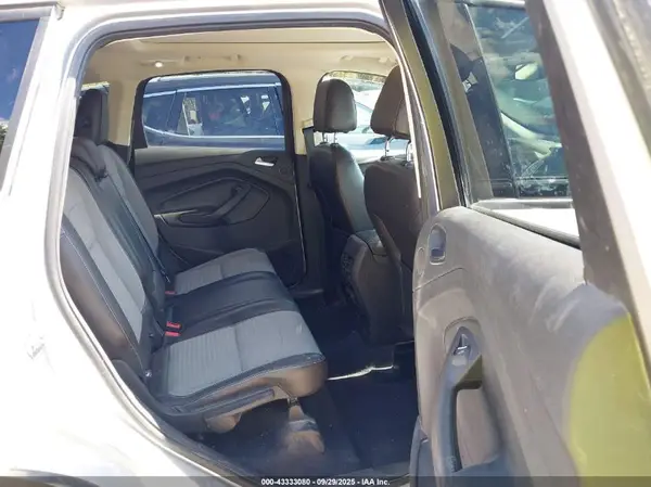 1FMCU9J9XHUC08079 2017 FORD ESCAPE - Image 8