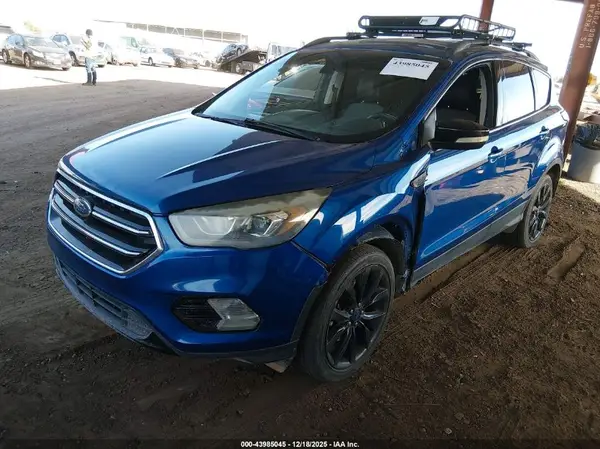 1FMCU9J9XHUC10947 2017 FORD ESCAPE - Image 2