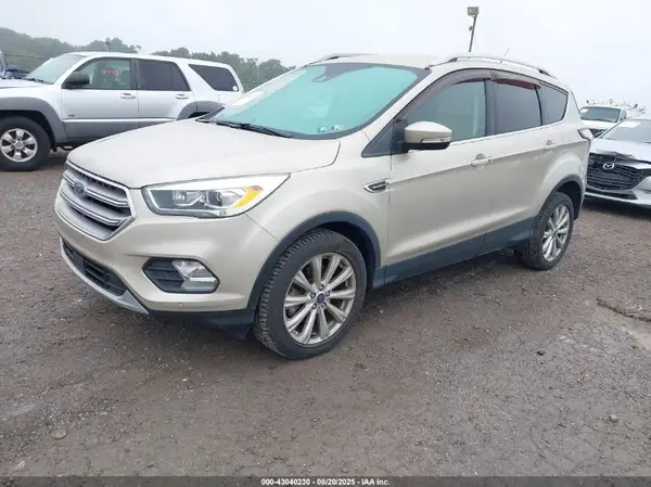 1FMCU9J9XHUC17963 2017 FORD ESCAPE - Image 2