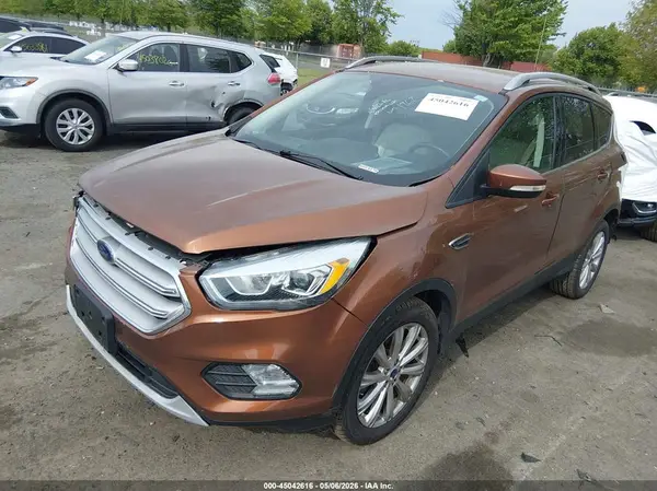1FMCU9J9XHUC41762 2017 FORD ESCAPE - Image 2
