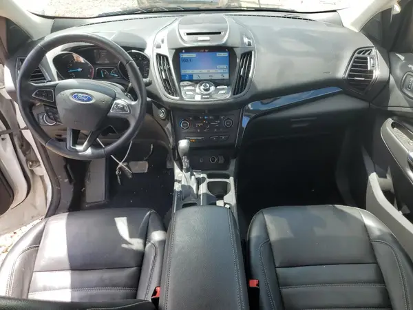1FMCU9J9XHUC95577 2017 FORD ESCAPE - Image 8