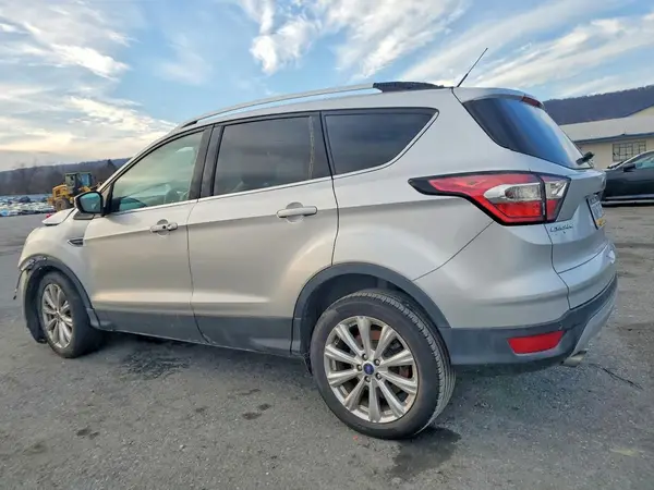 1FMCU9J9XHUD23457 2017 FORD ESCAPE - Image 2