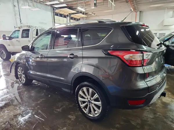 1FMCU9J9XHUD60332 2017 FORD ESCAPE - Image 2