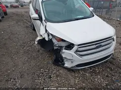 1FMCU9J9XHUD84145 2017 FORD ESCAPE