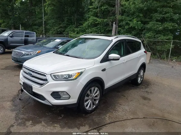1FMCU9J9XHUE25213 2017 FORD ESCAPE - Image 2