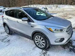 1FMCU9J9XHUE26426 2017 FORD ESCAPE