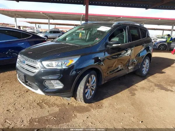 1FMCU9J9XHUE35935 2017 FORD ESCAPE - Image 2