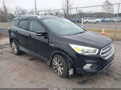 1FMCU9J9XHUF01268 2017 FORD ESCAPE