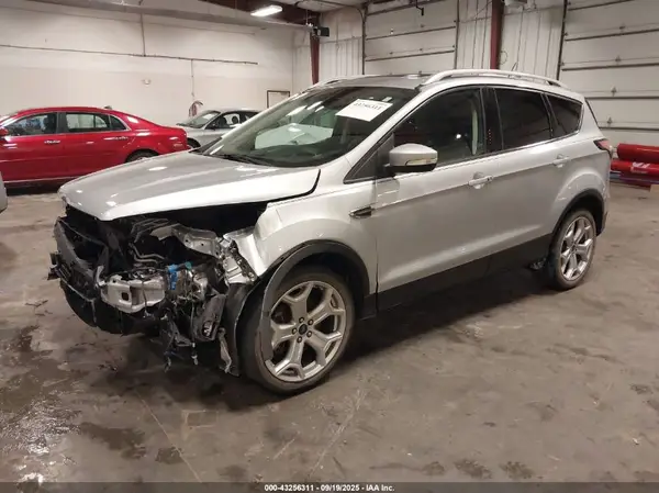 1FMCU9J9XJUA41406 2018 FORD ESCAPE - Image 2