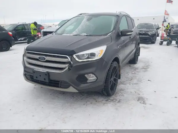 1FMCU9J9XJUA76642 2018 FORD ESCAPE - Image 2