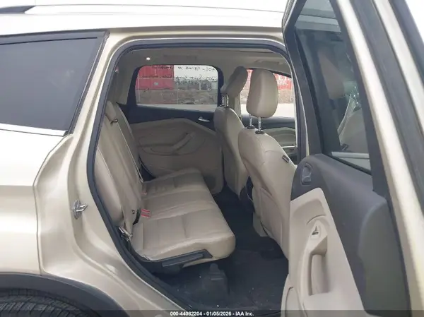 1FMCU9J9XJUB25208 2018 FORD ESCAPE - Image 8