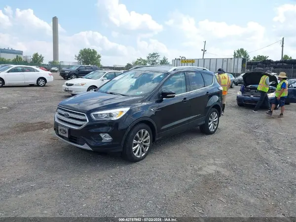 1FMCU9J9XJUB66275 2018 FORD ESCAPE - Image 2