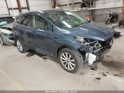1FMCU9J9XJUB71301 2018 FORD ESCAPE