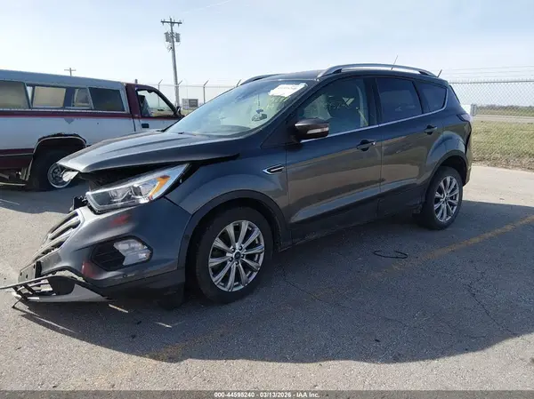 1FMCU9J9XJUB85702 2018 FORD ESCAPE - Image 2