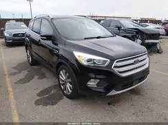 1FMCU9J9XJUB93038 2018 FORD ESCAPE
