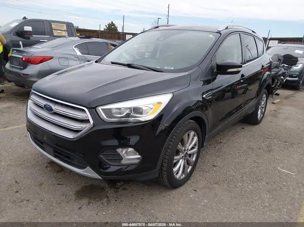 1FMCU9J9XJUB93038 2018 FORD ESCAPE - Image 2