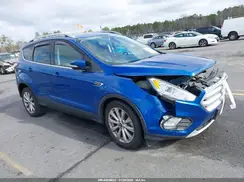 1FMCU9J9XJUB94495 2018 FORD ESCAPE