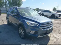 1FMCU9J9XJUC23929 2018 FORD ESCAPE