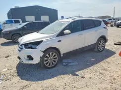 1FMCU9J9XJUC62262 2018 FORD ESCAPE