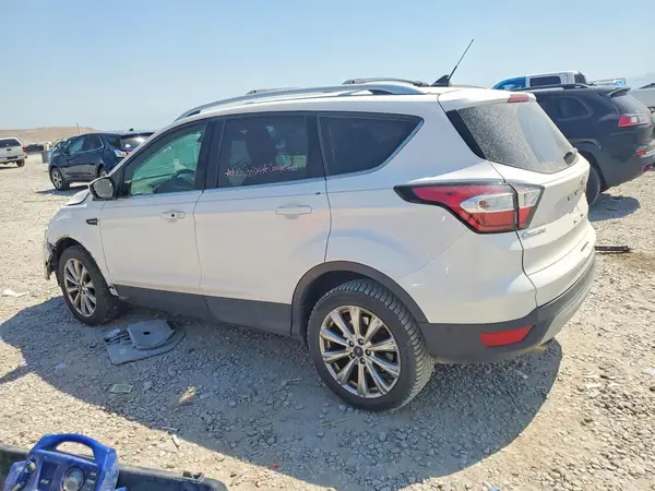 1FMCU9J9XJUC62262 2018 FORD ESCAPE - Image 2