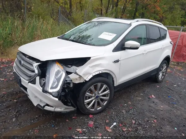 1FMCU9J9XJUC64092 2018 FORD ESCAPE - Image 2
