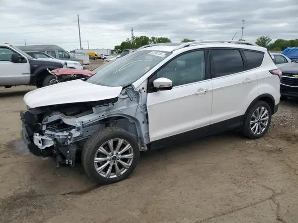 1FMCU9J9XJUC69163 2018 FORD ESCAPE - Image 1