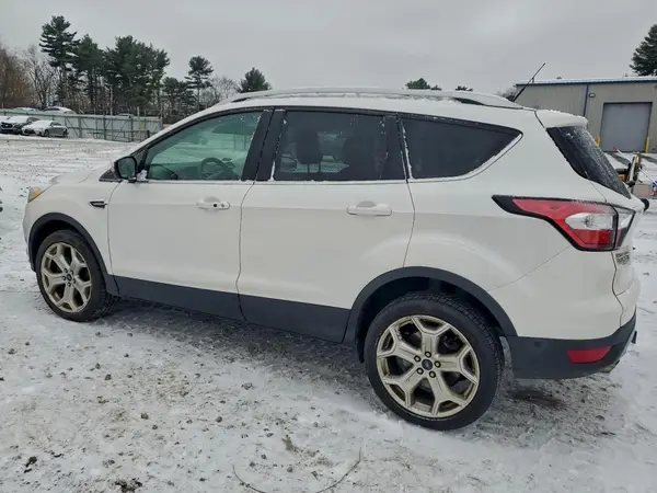1FMCU9J9XJUD32892 2018 FORD ESCAPE - Image 2