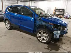 1FMCU9J9XJUD37025 2018 FORD ESCAPE