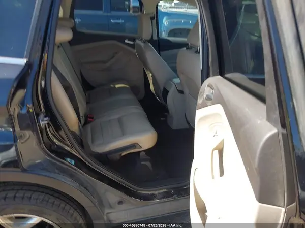 1FMCU9J9XKUC30560 2019 FORD ESCAPE - Image 8