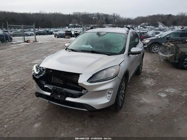 1FMCU9J9XLUA34684 2020 FORD ESCAPE - Image 2