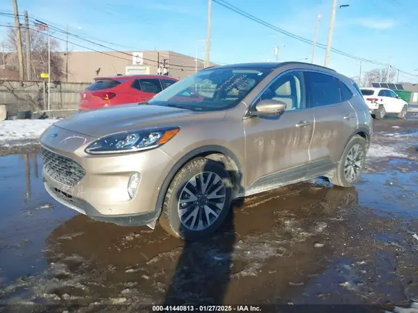 1FMCU9J9XLUA51971 2020 FORD ESCAPE - Image 2