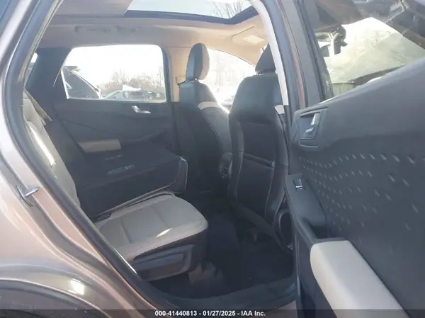 1FMCU9J9XLUA51971 2020 FORD ESCAPE - Image 8