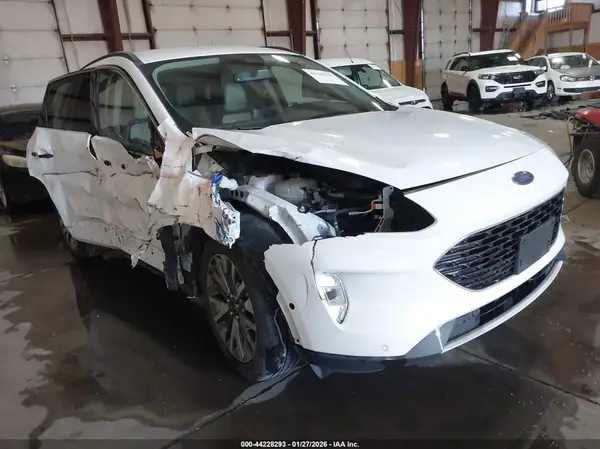 1FMCU9J9XLUB15295 2020 FORD ESCAPE - Image 1