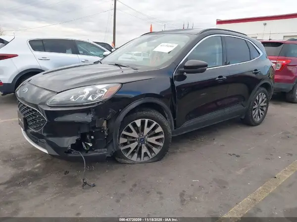 1FMCU9J9XLUB16219 2020 FORD ESCAPE - Image 2