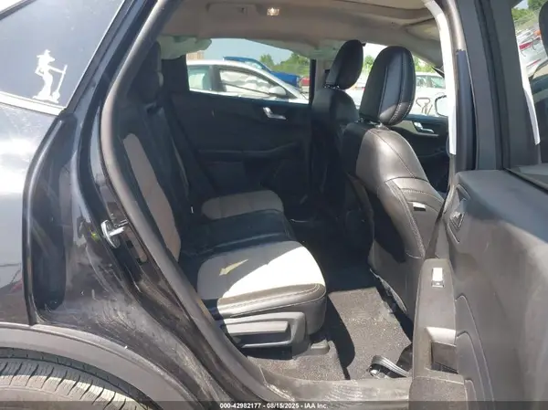 1FMCU9J9XMUA25078 2021 FORD ESCAPE - Image 8