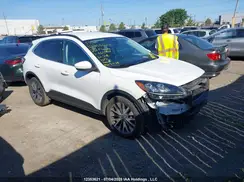 1FMCU9J9XNUA55747 2022 FORD ESCAPE