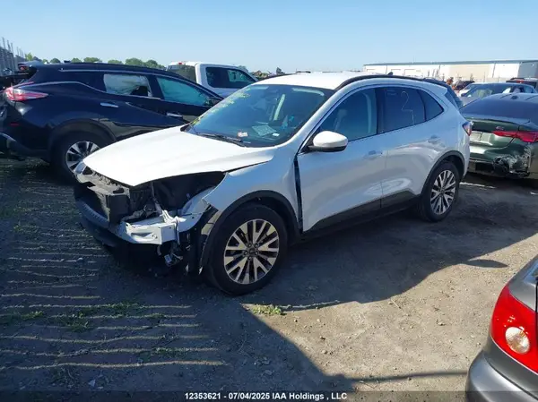 1FMCU9J9XNUA55747 2022 FORD ESCAPE - Image 2