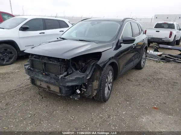 1FMCU9J9XNUA56249 2022 FORD ESCAPE - Image 2