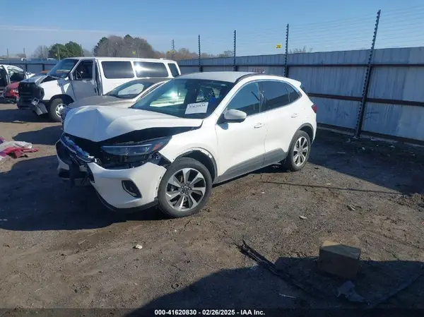 1FMCU9JA0PUB42540 2023 FORD ESCAPE - Image 2